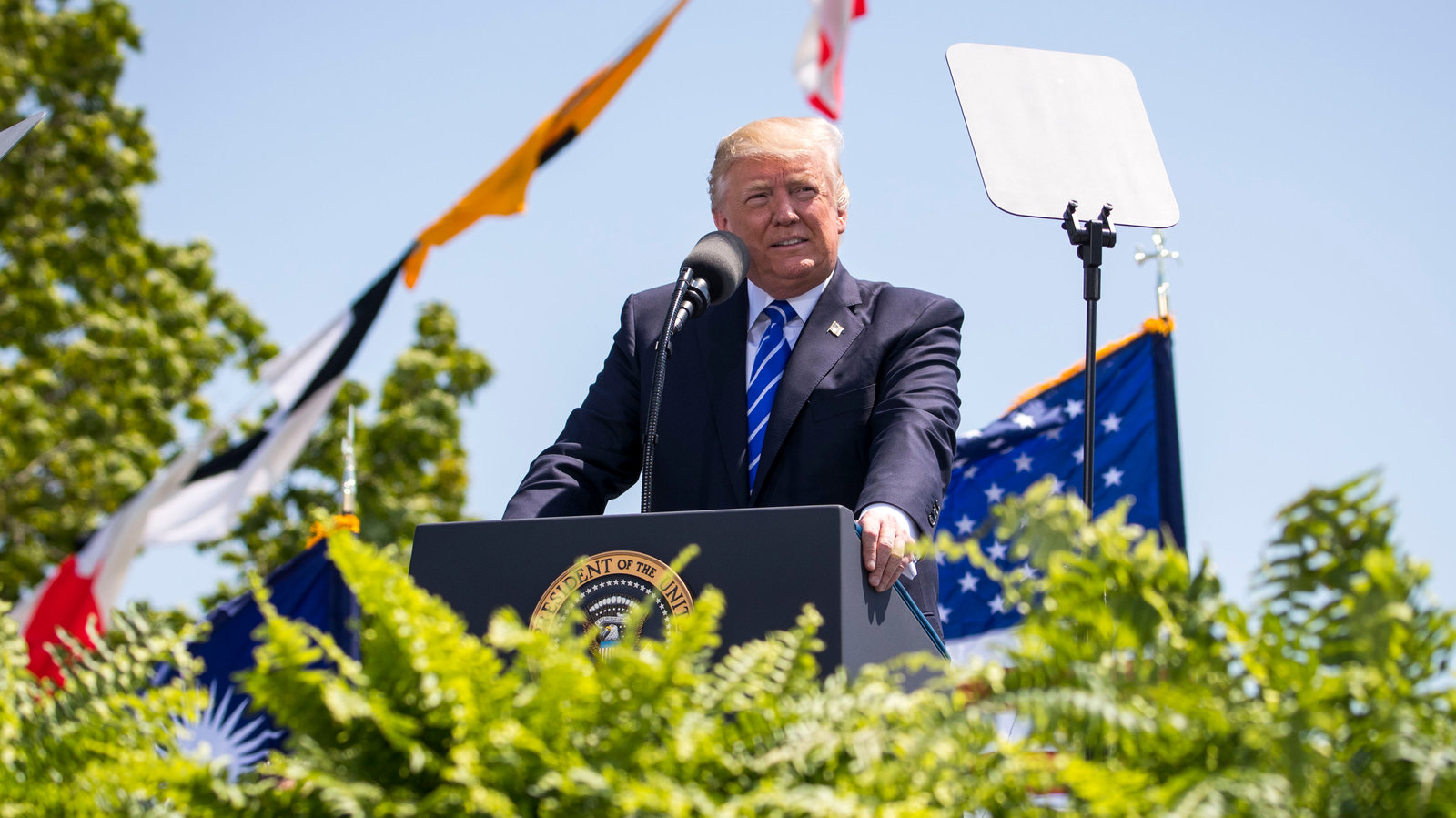 Trump Says CUSMA Benefits All, While Keeping Termination Option Open Trump Says CUSMA Benefits All, While Keeping Termination Option Open