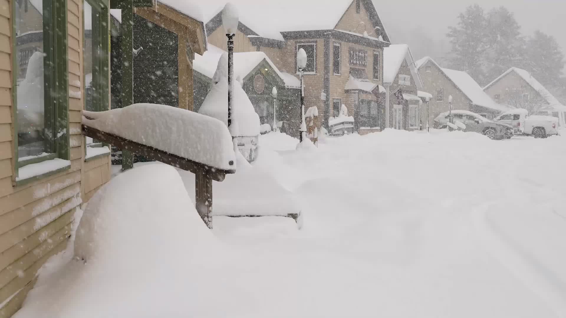 Tuesday's Weather: Heavy Snowfall (Four Inches+), Dangerous Cold Tuesday's Weather: Heavy Snowfall (Four Inches+), Dangerous Cold