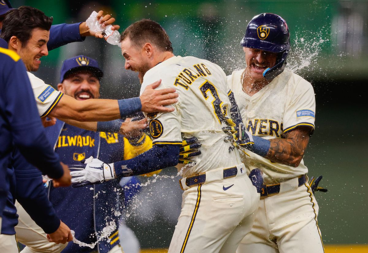 Turang's Bunt Delivers Walk-Off Win For Brewers Over Royals Turang's Bunt Delivers Walk-Off Win For Brewers Over Royals