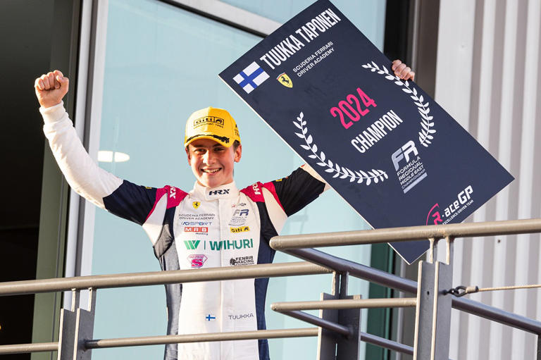 Tuukka Taponen F1-debyytti Jo Tänä Vuonna? Jymypaukku Odotettavissa? Tuukka Taponen F1-debyytti Jo Tänä Vuonna? Jymypaukku Odotettavissa?