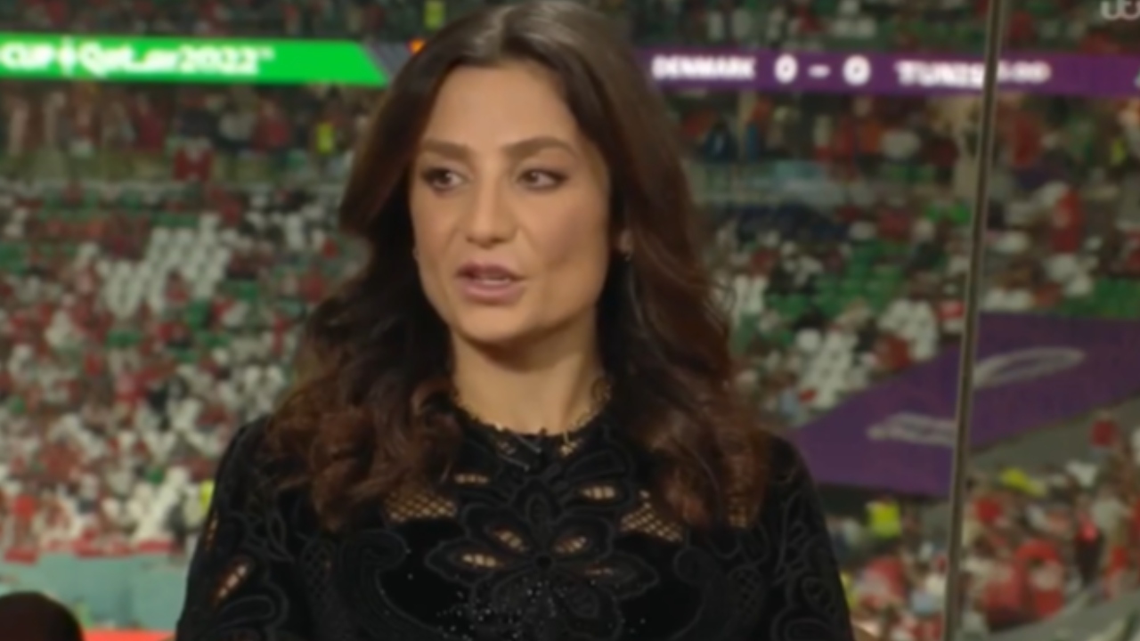 TV Presenter Pulls Out, Forcing Host To Take Over TV Presenter Pulls Out, Forcing Host To Take Over