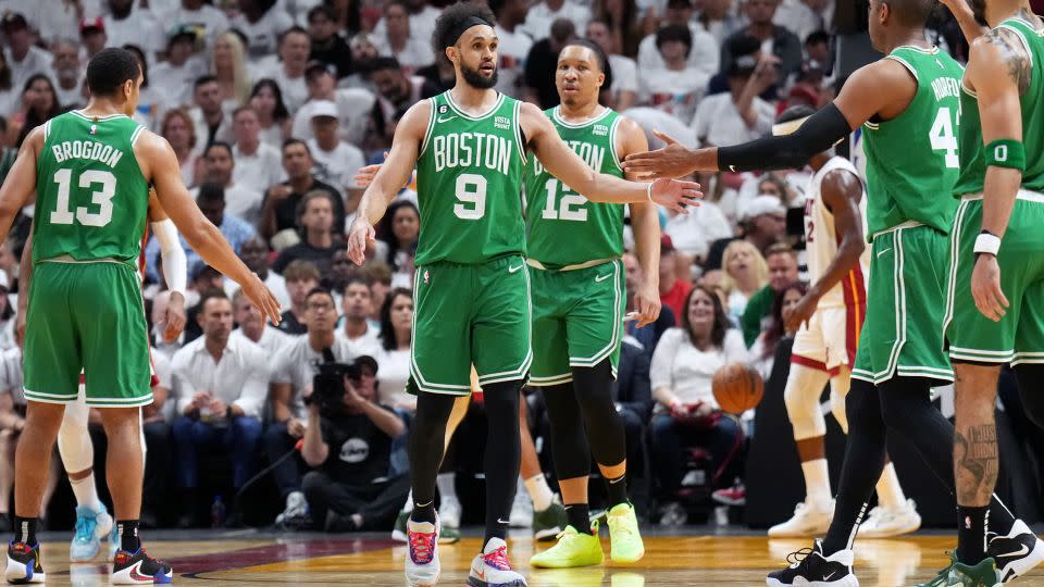 Two Celtics Players Unexpectedly Drop 40 Points Each In One Game Two Celtics Players Unexpectedly Drop 40 Points Each In One Game