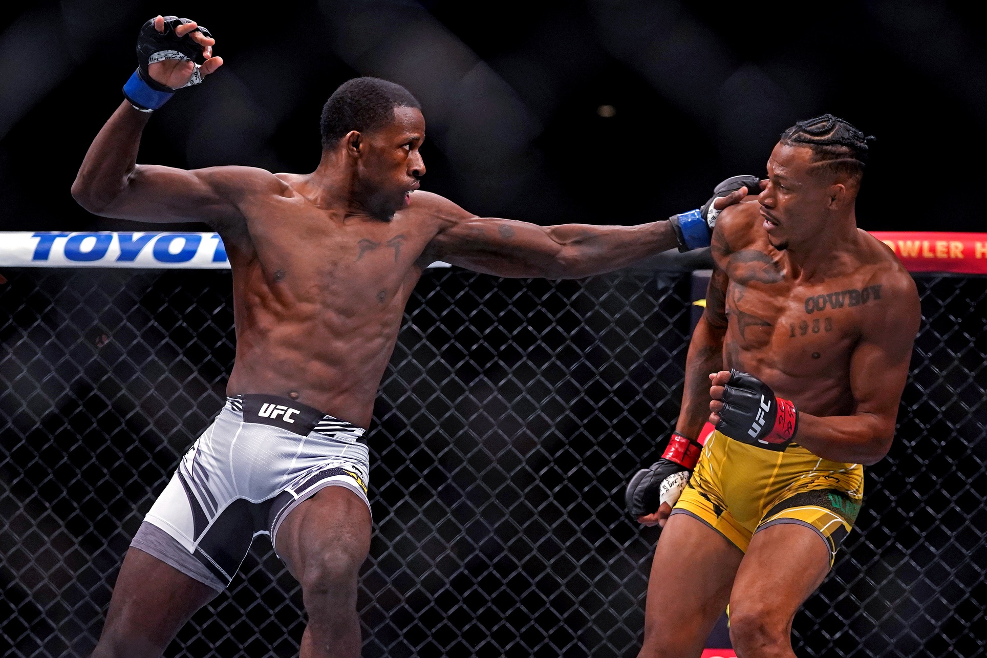 UFC Vegas 106 Odds & Predictions: A Deep Dive Into Burns Vs. Morales UFC Vegas 106 Odds & Predictions: A Deep Dive Into Burns Vs. Morales