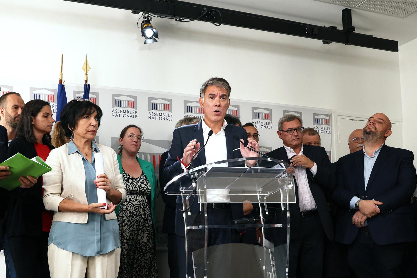 Unité Ou Fracture ? Le Congrès Du PS Sous Tension (Bouamrane Vs Faure) Unité Ou Fracture ? Le Congrès Du PS Sous Tension (Bouamrane Vs Faure)