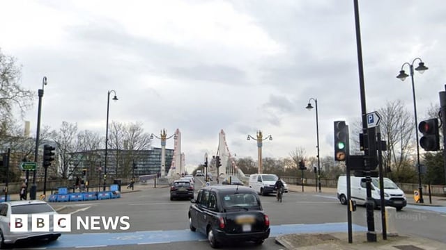 Urgent Search For Missing Child: 11-Year-Old Falls Into River Thames Urgent Search For Missing Child: 11-Year-Old Falls Into River Thames