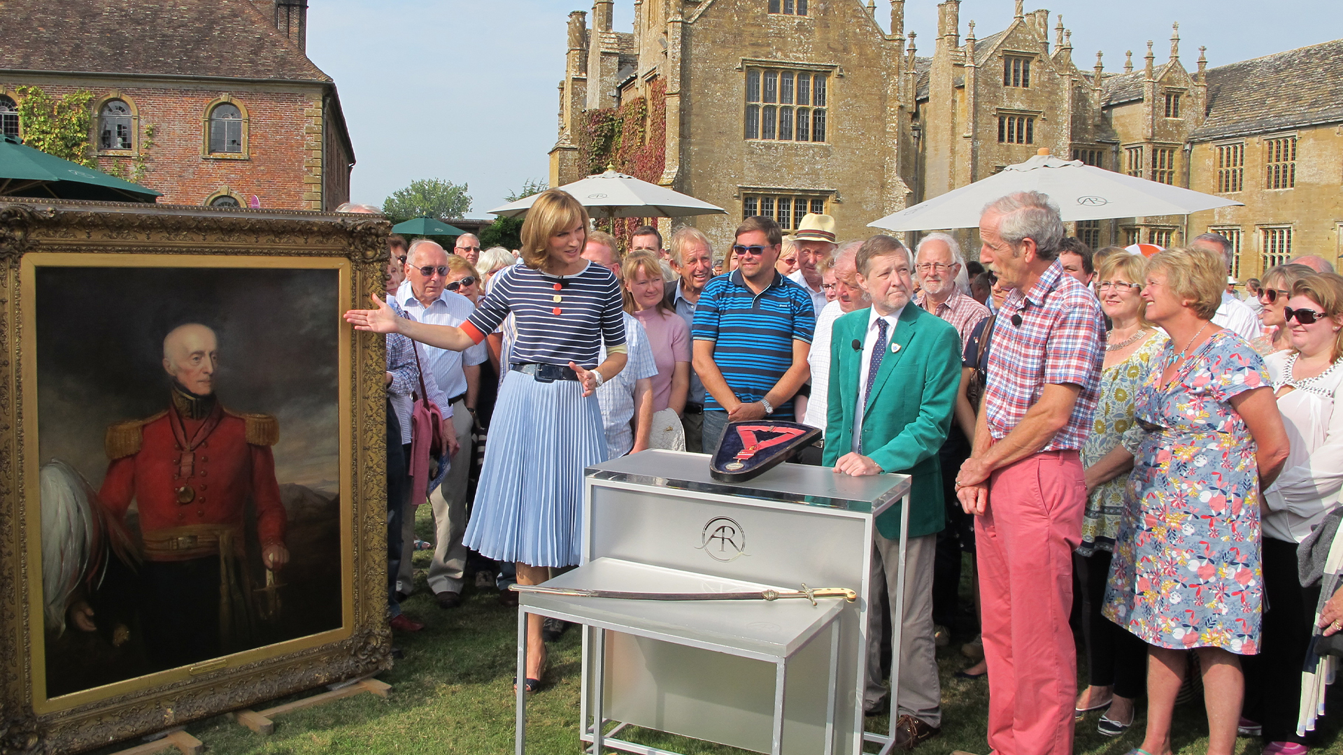 US Couple's Antiques Roadshow Appearance Ends In UK Arrest US Couple's Antiques Roadshow Appearance Ends In UK Arrest