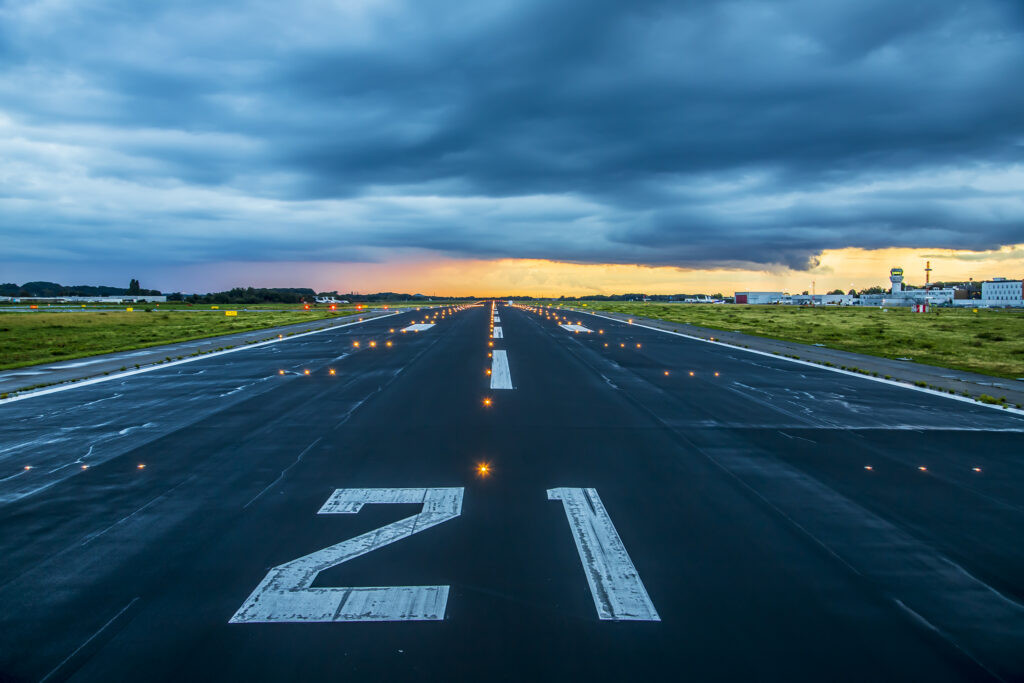 Verwachte Ontwikkelingen: Luchtreizigersaantallen Maastricht Airport Verwachte Ontwikkelingen: Luchtreizigersaantallen Maastricht Airport