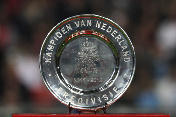 Veteran's Day Triumph: How Perisic And De Jong Delivered PSV's Eredivisie Title Veteran's Day Triumph: How Perisic And De Jong Delivered PSV's Eredivisie Title