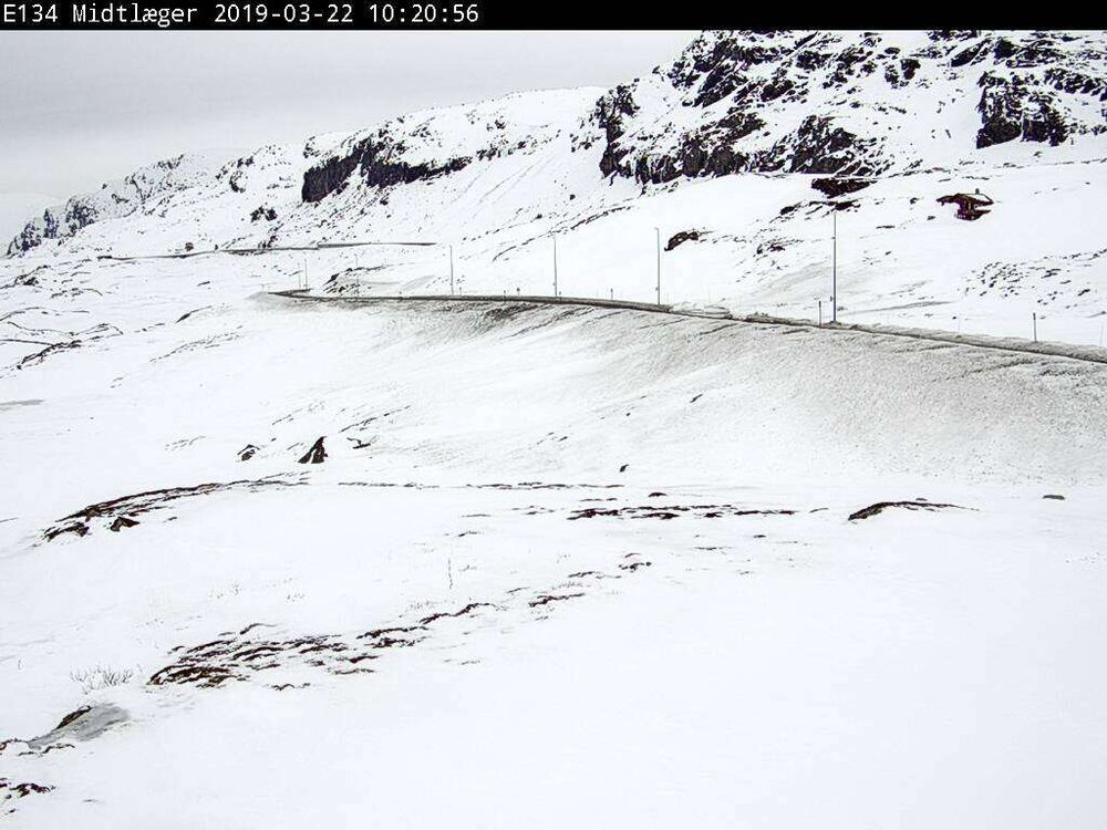 Vintervær I Sør-Norge: Snø Og Vanskelige Kjøreforhold I Fjellet Vintervær I Sør-Norge: Snø Og Vanskelige Kjøreforhold I Fjellet