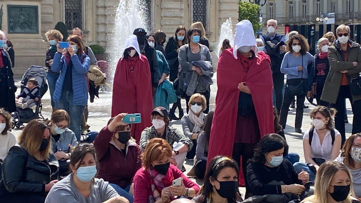 Violenza Contro Ristoranti Palestinesi: 200 Manifestanti In Piazza Per La Protesta Violenza Contro Ristoranti Palestinesi: 200 Manifestanti In Piazza Per La Protesta