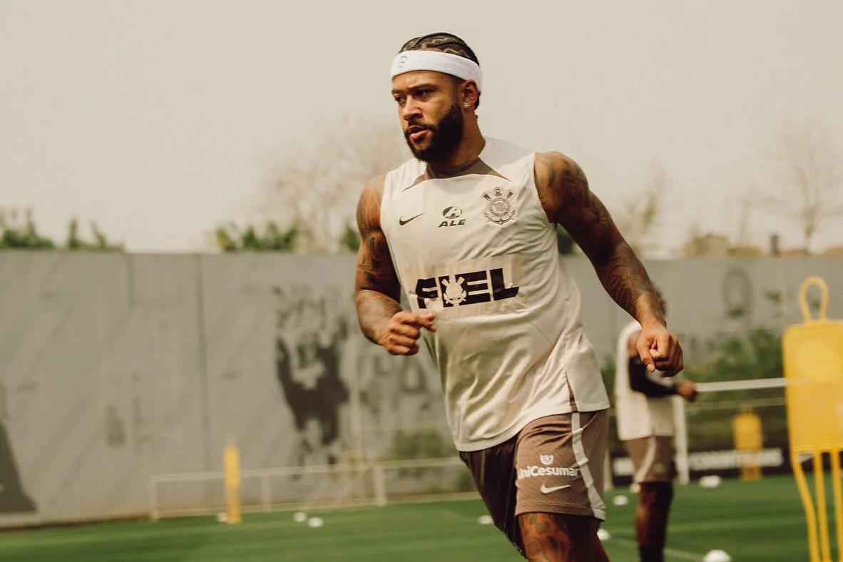 Vitória Do Corinthians Sobre O Santos: 2 A 1 Com Atuação Apagada De Neymar Vitória Do Corinthians Sobre O Santos: 2 A 1 Com Atuação Apagada De Neymar