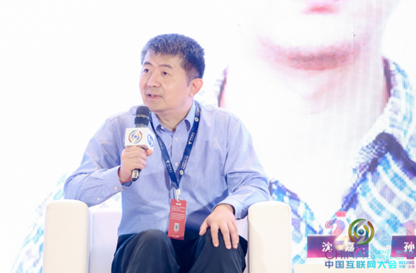 国家电影局鼓励VR电影技术发展:研发、创作、发行与放映 国家电影局鼓励VR电影技术发展:研发、创作、发行与放映