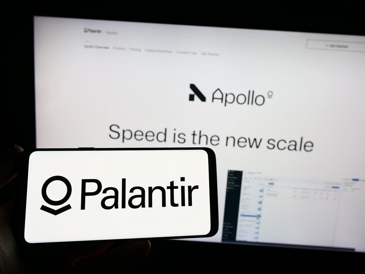 Wall Street's Palantir Prediction: Buy Or Sell Before May 5th? Wall Street's Palantir Prediction: Buy Or Sell Before May 5th?