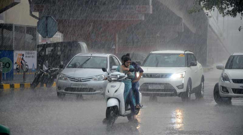 WB Weather Update: Kolkata And Adjacent Areas Brace For Thunderstorms WB Weather Update: Kolkata And Adjacent Areas Brace For Thunderstorms