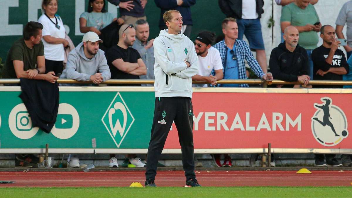 Werder Bremen Cruises Past Struggling Holstein Kiel Werder Bremen Cruises Past Struggling Holstein Kiel