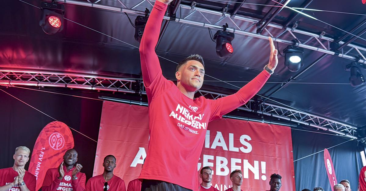 Who Is Nadiem Amiri? Mainz's Rising Star Explored Who Is Nadiem Amiri? Mainz's Rising Star Explored