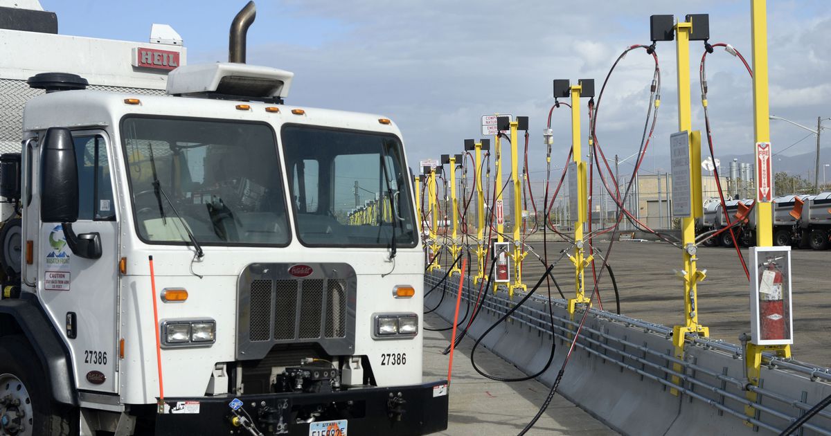Wind-Powered Trains: Reducing Pollution And Saving Energy Wind-Powered Trains: Reducing Pollution And Saving Energy