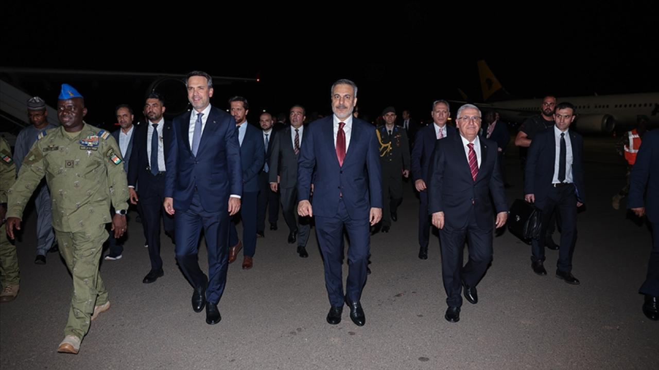Yeni Ortaklık Anlaşmaları: Türkiye Ve Endonezya'nın Geleceği Yeni Ortaklık Anlaşmaları: Türkiye Ve Endonezya'nın Geleceği