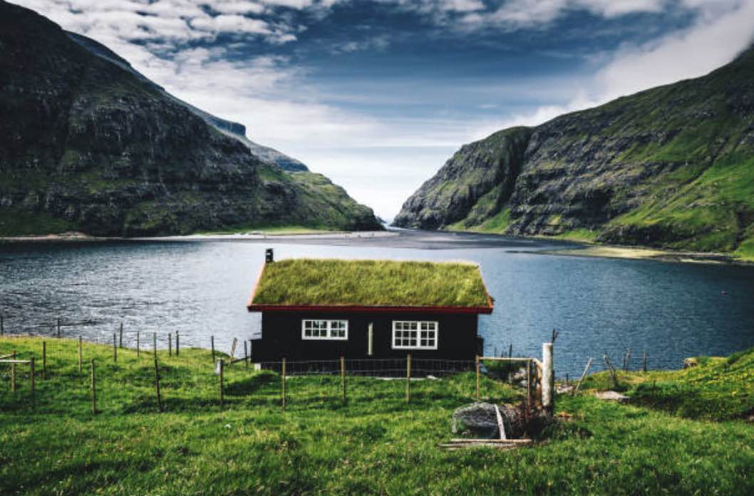 Your Place In The Sun: Navigating The Overseas Property Market Your Place In The Sun: Navigating The Overseas Property Market